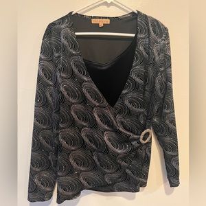 Long sleeved blouse with Silver sparkle print
